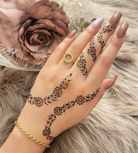 20 Best Mehndi Designs For Hands In 2023 — Citimuzik