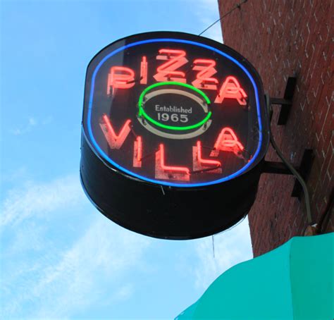 Best Pizza in Portland, Maine - A Pocket Guide to Portland's Pizza Scene