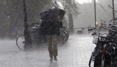 Maharashtra Weather Update Imd Predicts Thunderstorm Light Rainfall