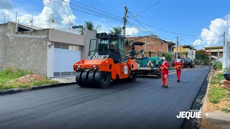 Prefeitura De Jequié Segue Com Obras De Pavimentação Asfáltica E