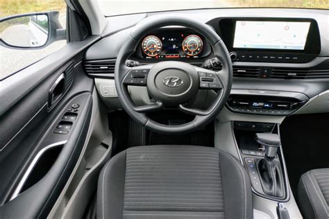 Essai Auto La Hyundai I20 Hybrid Le Véhicule Doublement Branché