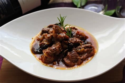 Mollejas En Salsa De Oporto Con Setas Cocinando Con Las Chachas