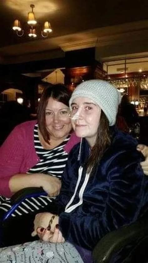 Heartbroken Parents Told To Say Their Goodbyes To Teen Daughter Hit