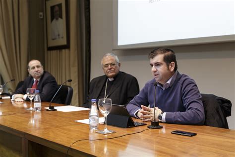 M S De Participantes En La Jornada De Apostolado Seglar Di Cesis