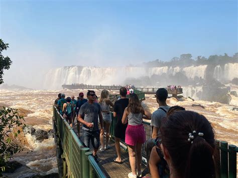 Parque Nacional Do Igua U Recebeu Mil Visitantes No Feriad O De