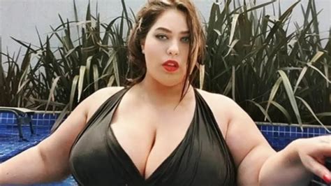 Glamorous Curvy Plus Size Model Raquel Gutierrez And Biography Wiki Lifestyle Net Worth Youtube