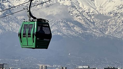 Cerro San Cristóbal passeio de funicular e Teleférico em Santiago do Chile