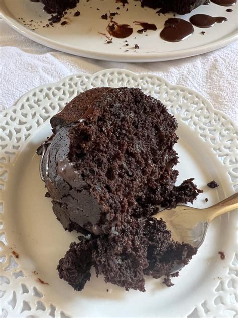 Gluten Free Chocolate Zucchini Bundt Cake Lynn S Kitchen Adventures