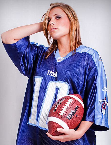 Beauty Babes Nfl Week Sexy Babe Alert Tennessee Titans Vs