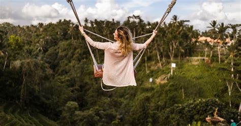 Aquí Te Contamos Dónde Viajar Solo Durante Un Mes Para Unas Vacaciones