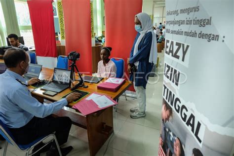 EAZY IZIN TINGGAL WNA INOVASI LAYANAN KANTOR IMIGRASI SURAKARTA