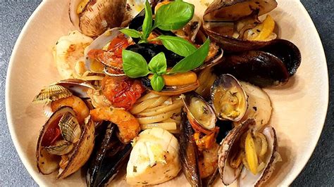 Linguine Aux Fruits De Mer Recette Rapide Et Simple Youtube