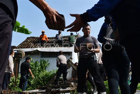 Bencana Puting Beliung Di Madiun Antara Foto