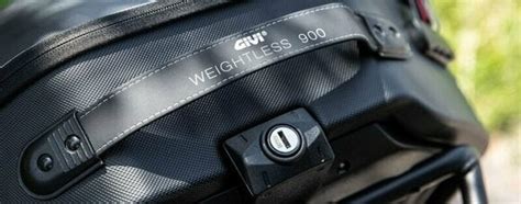 Givi Wl Weighless Pair Of Semi Rigid Side Bags Monokey L Muziker