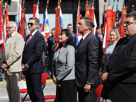 Danes Obele Ujemo Praznik Na Ta Dan Se Je Ve Ina Primorcev Pridru Ila