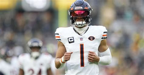 Raiders Quarterback Justin Fields Film Breakdown Silver And Black Pride