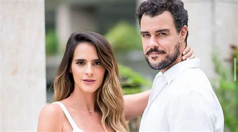 Joaquim Lopes E Marcella Posam As G Meas Na Viagem Em Fam Lia