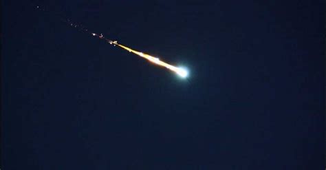 Meteor Jatuh Di Bengkulu Ini Penjelasannya Info Astronomy