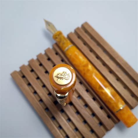 Jinhao Fountain Pen Gold Stone Surprise Bd