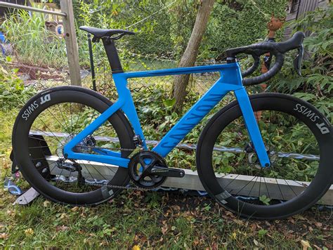 Canyon Aeroad Cf Slx Disc Di Wykorzystywany W Sm Buycycle