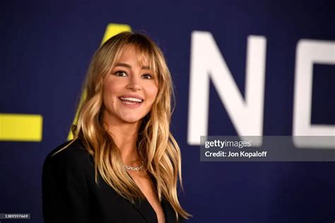 Hassie Harrison Bikini Pictures Hot Sexy Livinlavidalowcarb