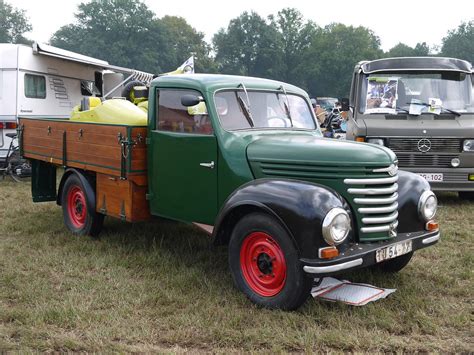 Barkas V Eelco Flickr