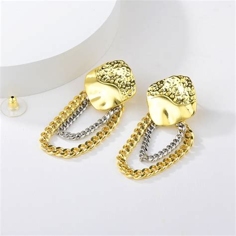 Dubai Big Dangle Earrings With Beautiful Craftmanship