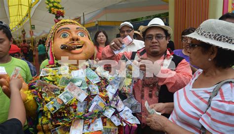 Perú y Bolivia celebran el Día del Ekeko en Lima FOTOS ACTUALIDAD