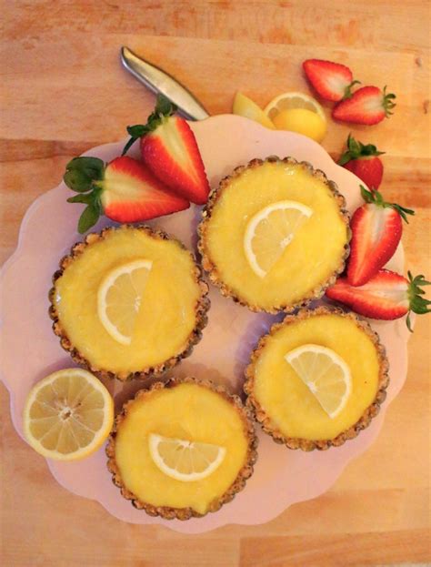 Lemon Curd Tartelettes