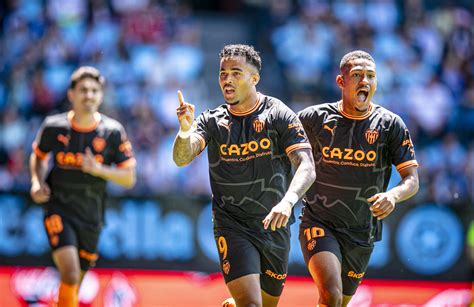 Justin Kluivert Vuelve A Salvar Al Valencia Y Ya Supera Su Marca