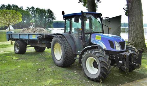 New Holland TN 85 DA Fiche Technique Info France