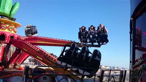 Crazy Frog Ride on the Central Pier Blackpool August 2015 - YouTube