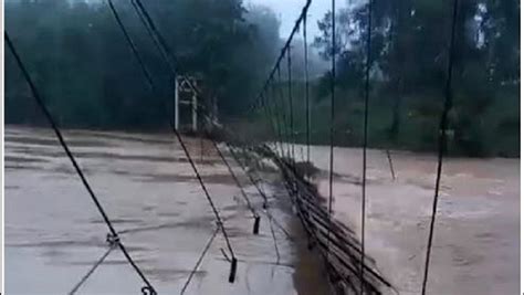 Banjir Di Muratara 2 Jembatan Gantung Putus Diterjang Arus Sungai Rawas