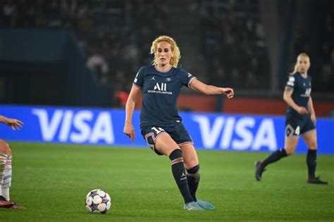 Kheira Hamraoui Psg De Retour L Entra Nement Collectif