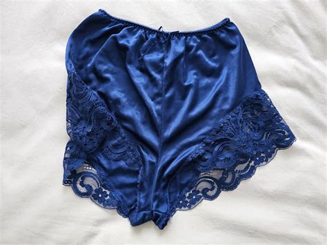 Silky French Knickers By Warner S Lingerie Size 10 12 Aus Uk 5 6 US