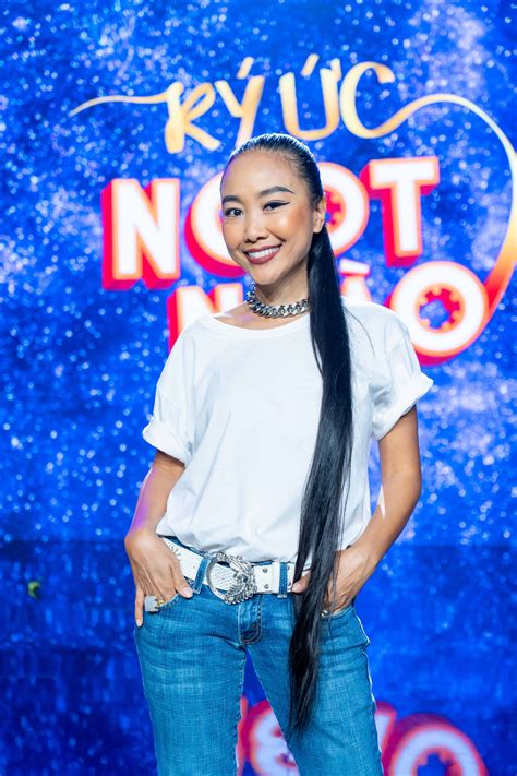 tam ca ao trang chia se ly  nhom tan ra  thoi ky dinh cao