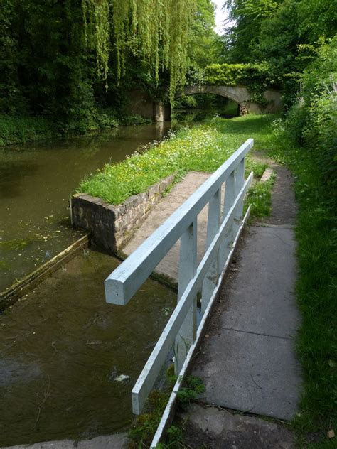 Cuckoo Way Crossing A Chesterfield Canal Mat Fascione Cc By Sa