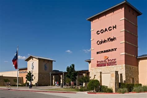 Round Rock Premium Outlets, 4401 N Interstate 35, Round Rock, TX - MapQuest