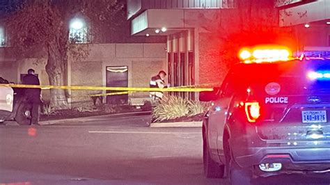 Austin police investigate first possible homicide of 2026 at strip mall