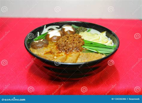 The Bowl Of Rice Noodle Of Soup Stock Photo Image Of Yunnan Bean