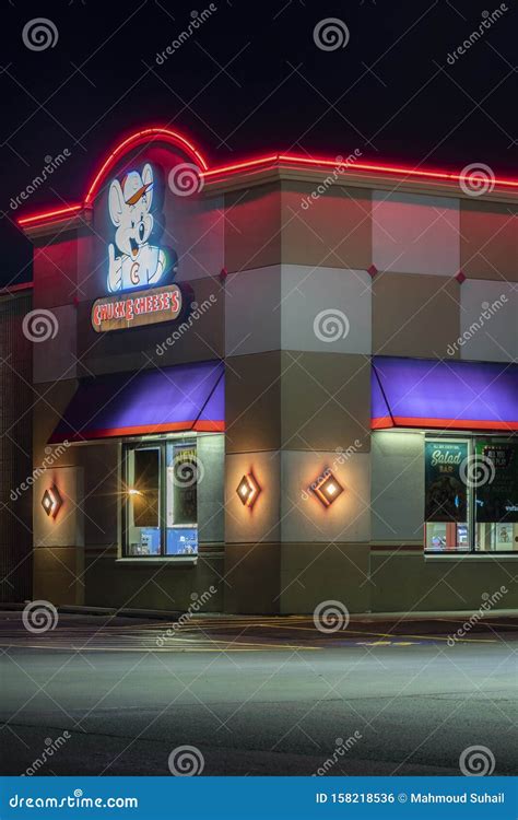 Chuck E Cheeses At Night Entrance Editorial Photo