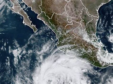 Huracán “norma” Se Intensifica A Categoría 3 Y Mantiene Su Trayectoria