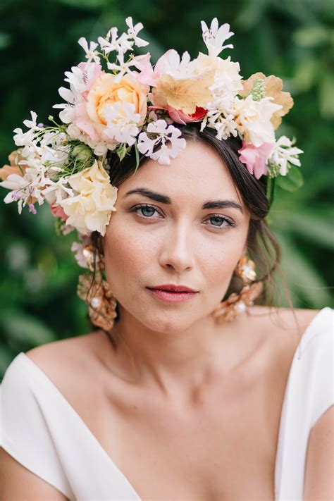 Flower Crowns To Fit Your Style Worlds Best Wedding Photos