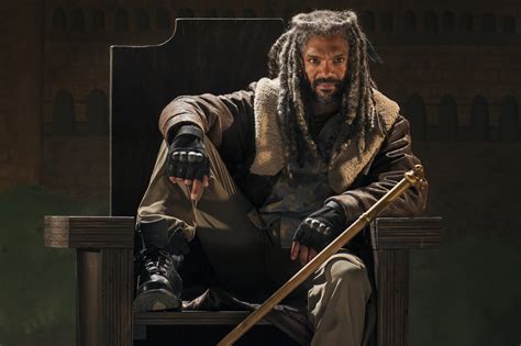 Who Is Ezekiel On The Walking Dead Popsugar Entertainment