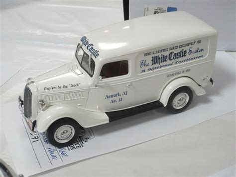 White Castle Delivery. | Plastic model cars, Car model, Plastic models