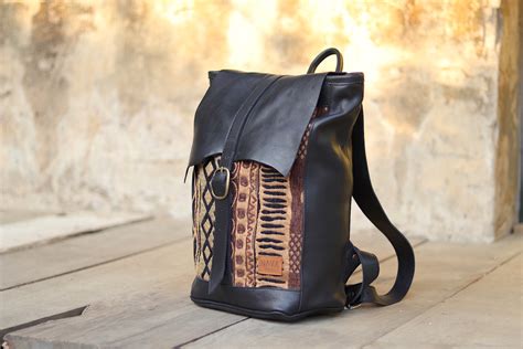 Backpack 'Khoisan' Black Leather - NAVA APPAREL SA