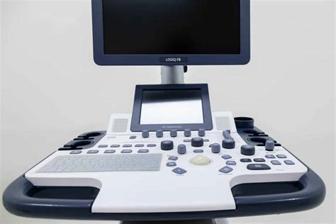 GE Logiq F8 Ultrasound Machine