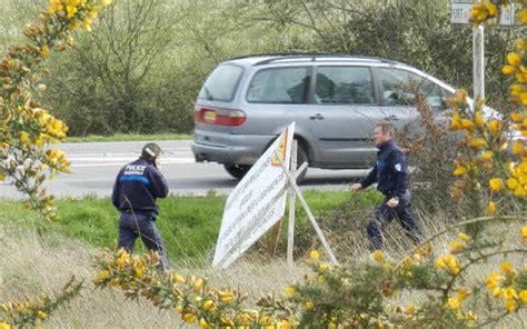 Projet D A Roport Des Panneaux Enlev S Par La Police Le T L Gramme