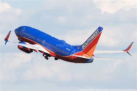 Southwest Airlines Boeing 737 7BD N7734H Photo 544379 NetAirspace