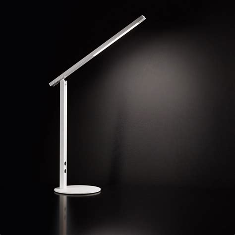 Lampada Da Scrivania Ideal Di Fabas Luce Design Moderno E Funzionale